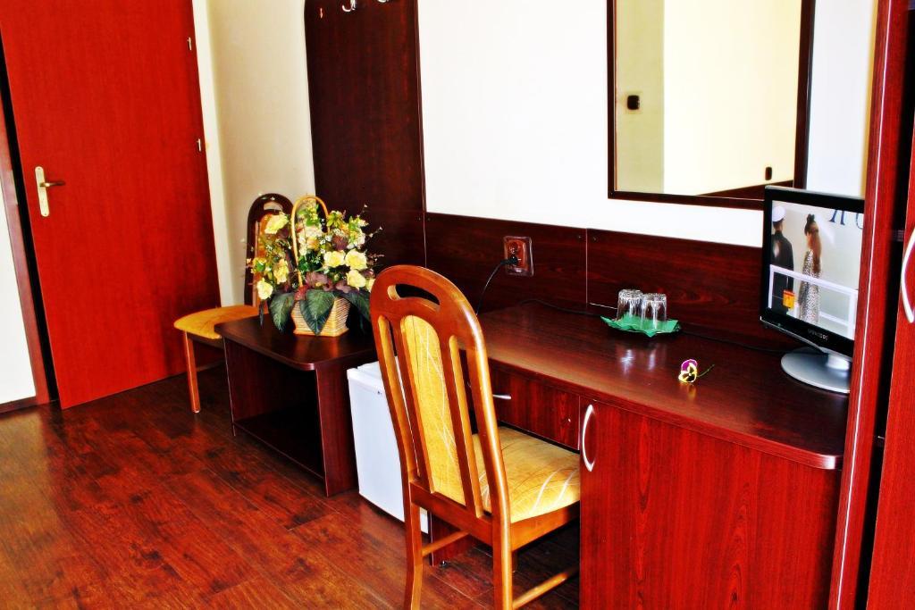 Hotel Augustowia Esterno foto